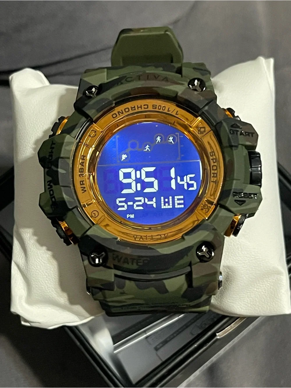 Bundle of 8 Activa Summit X Invicta Unisex Digital Watch - 50mm new